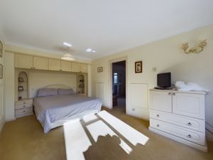 MASTER BEDROOM- click for photo gallery